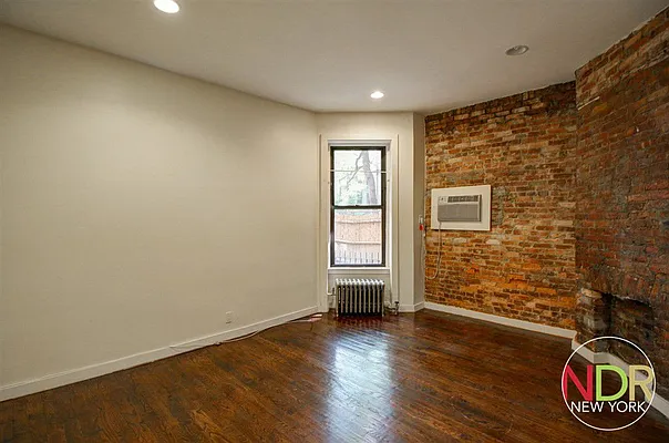 Rented by Next Door Realty NYC | media 29