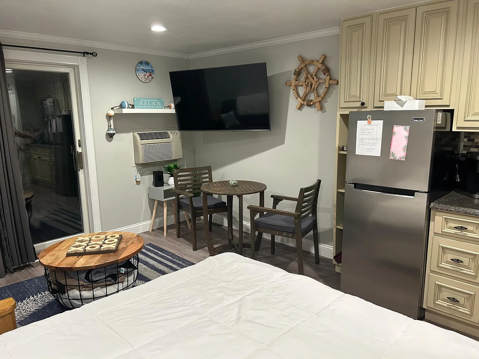 550 Winnacunnet Rd — Photo 4