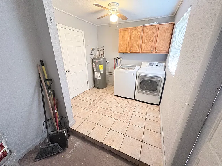 4428 Carousel Rd — Photo 19