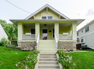 8 E Division St, Lemont, IL 60439