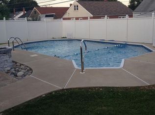 9207 Convent Ave, Philadelphia, PA 19114