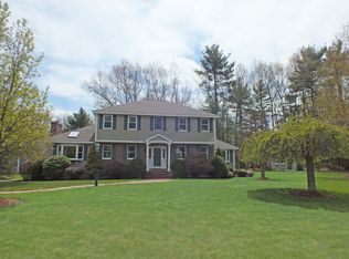 7 Braeburn Rd, Chelmsford, MA 01824