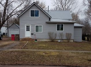 108 Ladelle Ave, Dell Rapids, SD 57022