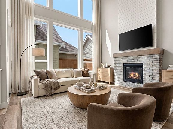 3rd image of 46211 Promontory Rd #90
