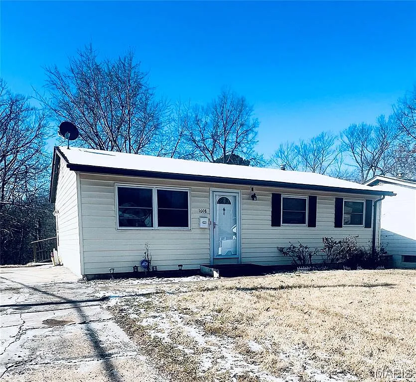1608 Ville Cecelia Ln photo 1