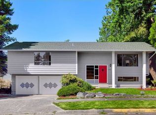 3911 190th Pl SW, Lynnwood, WA 98036