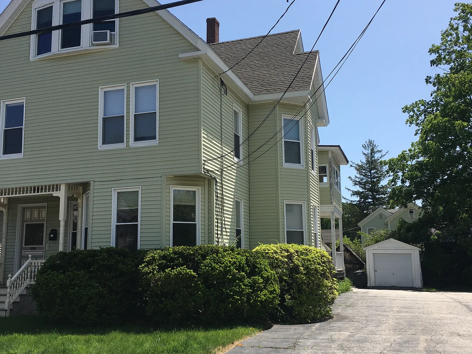 2 bed, 1100 sqft, $2,200 — Photo 3