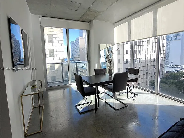 154 NE 1st St #801 — Photo 20