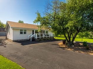 20844 S River Rd, Shorewood, IL 60404