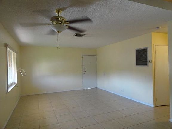 2nd image of 2247 Polk St APT 6