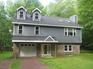 8034 Promontory Dr, White Haven, PA 18661