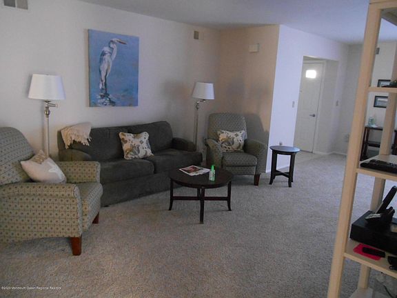 5th image of 232 Martine Way #1000