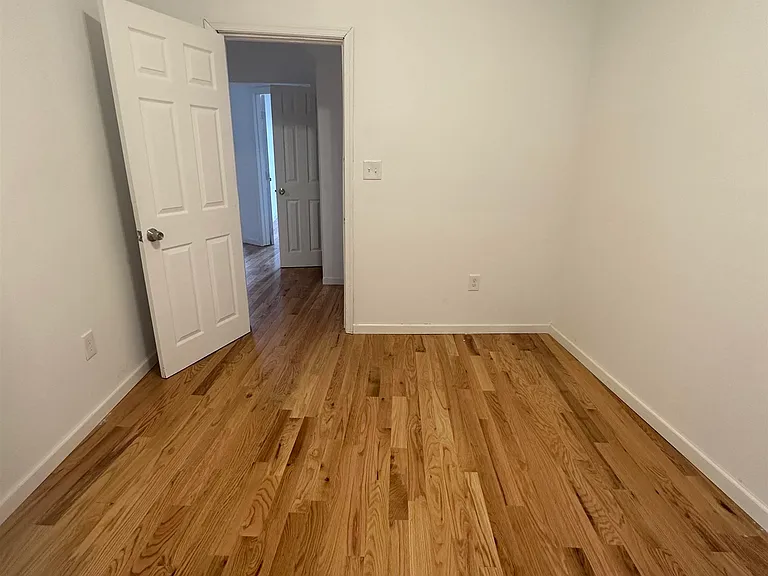 190 Clinton Ave #2 — Photo 2