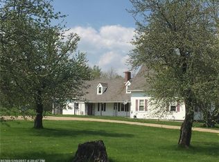 904 Ridge Rd, Robbinston, ME 04671