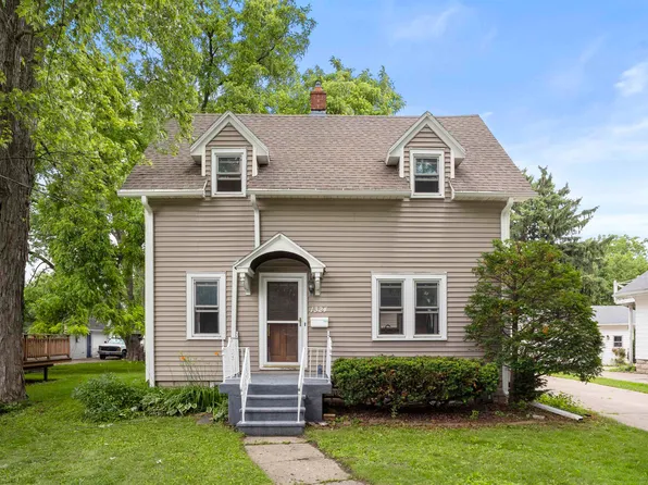 1324 W Washington St, Appleton, WI 54914