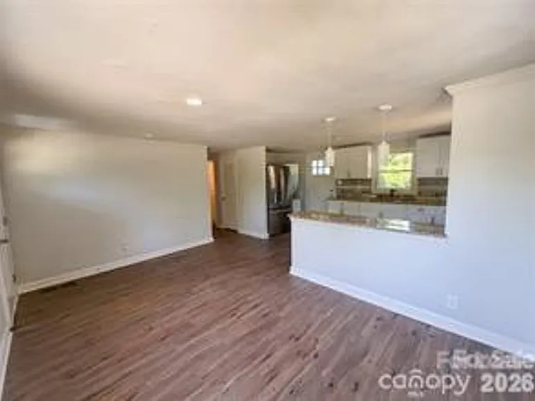 1331 Central Ave — Photo 4