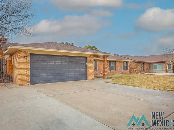 3rd image of 4 Jardin Ct