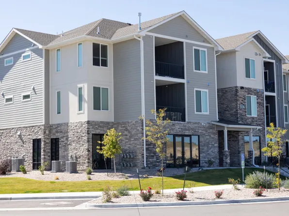 2025 E Carlson St, Cheyenne, WY