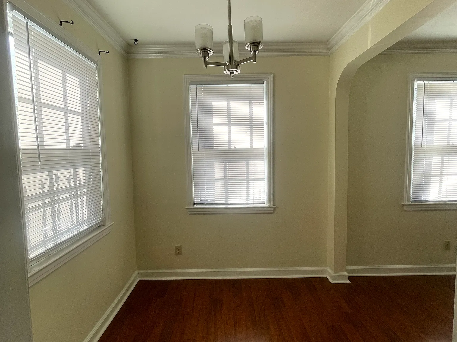 2 bed, $1,200 — Photo 4