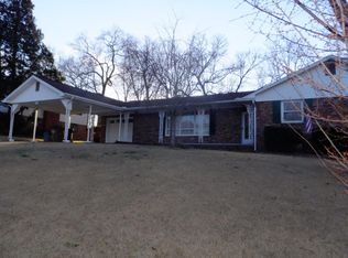 3725 Cherrylog Rd, Knoxville, TN 37921