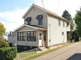 809 George St, Coraopolis, PA 15108
