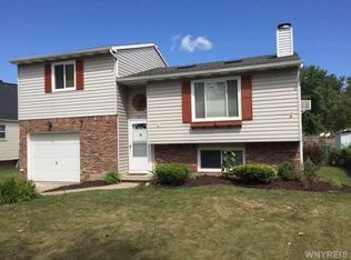 27 Sunset Ct, Amherst, NY