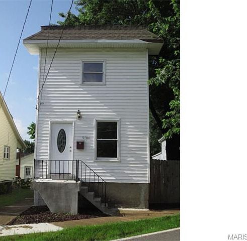 1st image of 9704 Gentry Ave