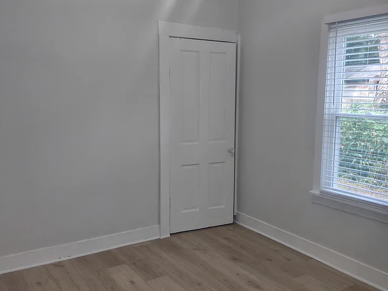 143 Morrison St #1 — Photo 8