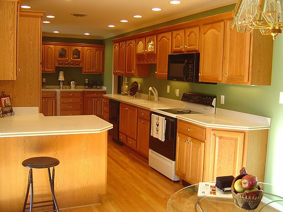 Kitchen 1