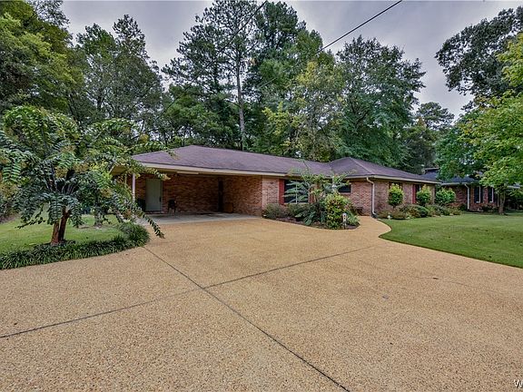 4th image of 1325 Montclair Cir