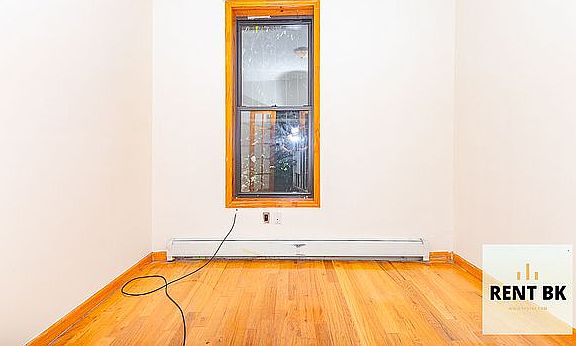 5th image of 135 Rogers Ave #13R