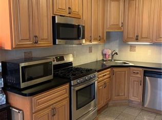 2862 Philip Ave, Bronx, NY 10465