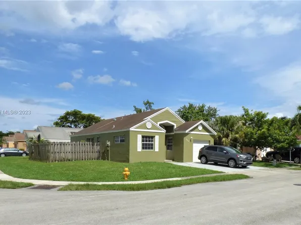 3709 Marlberry Ln, Miramar, FL 33025