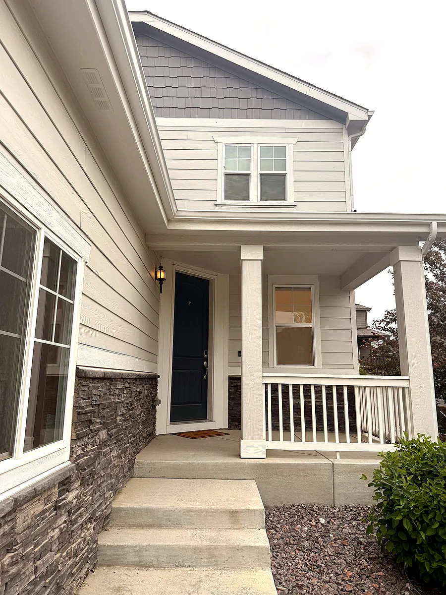Building Photo - 869 Flora View Dr