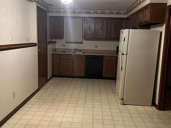 2nd image of 1407 Ohio St