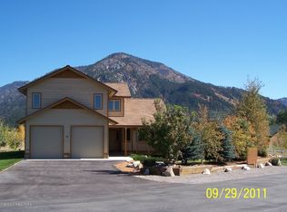 35 Lucy Cir, Alpine, WY 83128
