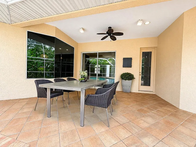 4625 Sweetmeadow Cir — Photo 36