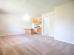 Laurel Lane Apts, Portland, OR 97233
