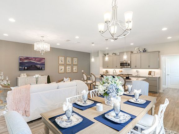 Affirm Model Home Dining