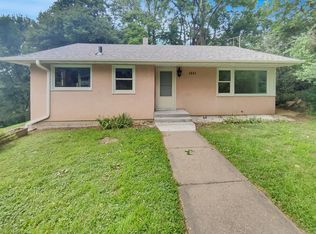 1521 Ames Ave, Saint Paul, MN 55106