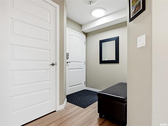 3rd image of UNIT 407-135 Beaudry CRESCENT