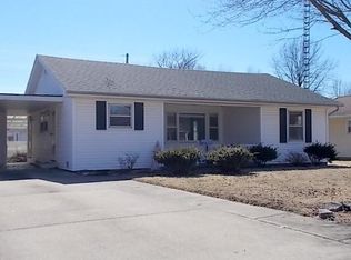 803 Progress St, Pana, IL