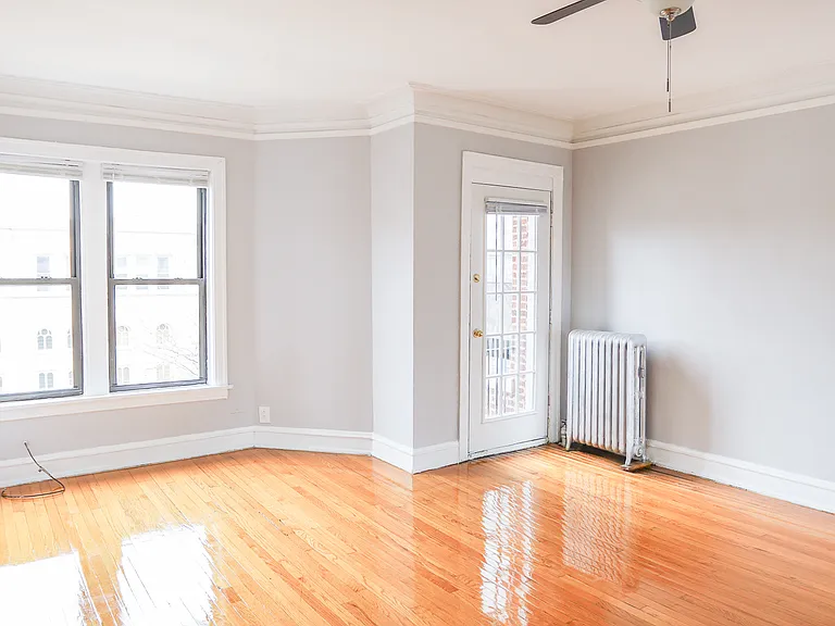 1608 W Morse Ave #2W — Photo 2
