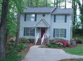 6 Yorkshire Dr, Greenville, SC 29615