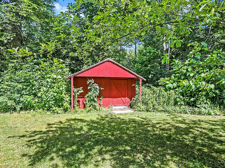 3315 Beech Dr — Photo 32