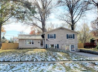 8 Cillia Rd, Louisville, KY 40216