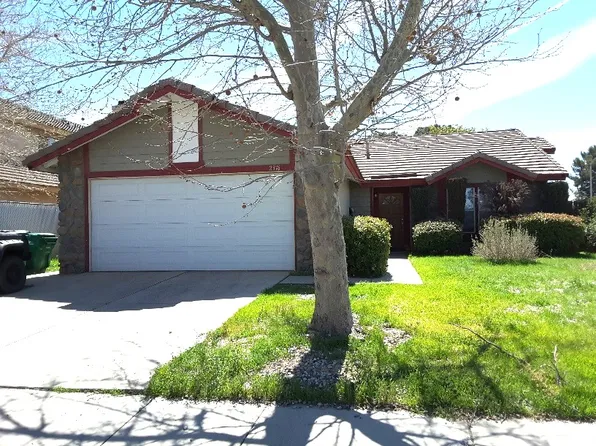 2316 Lightcap St, Lancaster, CA 93535