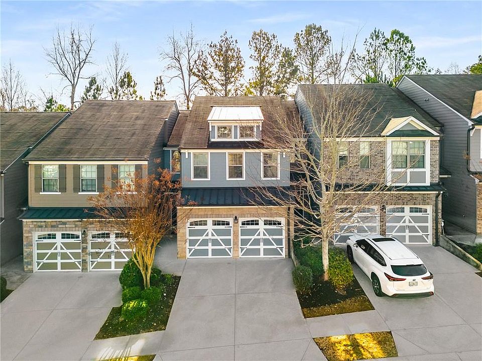 1st image of 404 New Park Dr