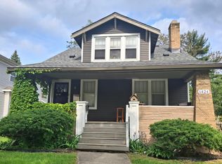 1424 Pinecrest Dr #1, Ferndale, MI 48220