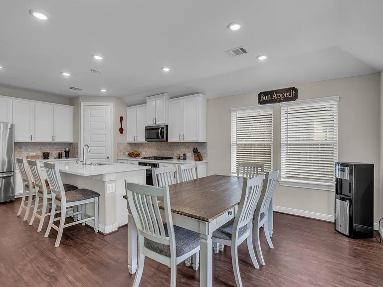 1917 Canyon Live Oak St — Photo 25